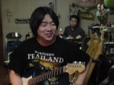 Check Here 写真をクリックするとビデオ再生します