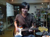 Check Here 写真をクリックするとビデオ再生します
